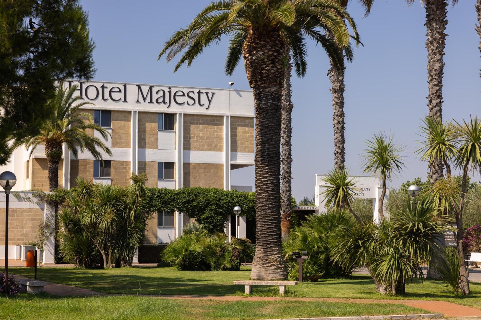 Hotel Majesty Bari Exterior photo